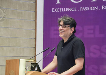 Town Hall Celebrates Loyalty and Dedication of HU Staff