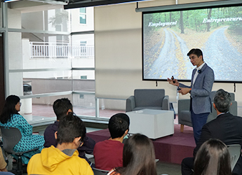 Habib Talks session by Junaid Qurashi, President of OPEN Silicon Valley